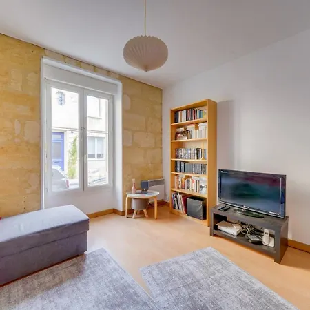 Charming Townhouse With Terrace 4*