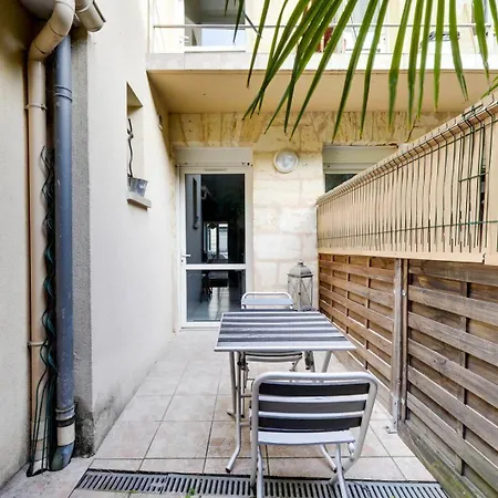 Gasthuis Charming Townhouse With Terrace 4*