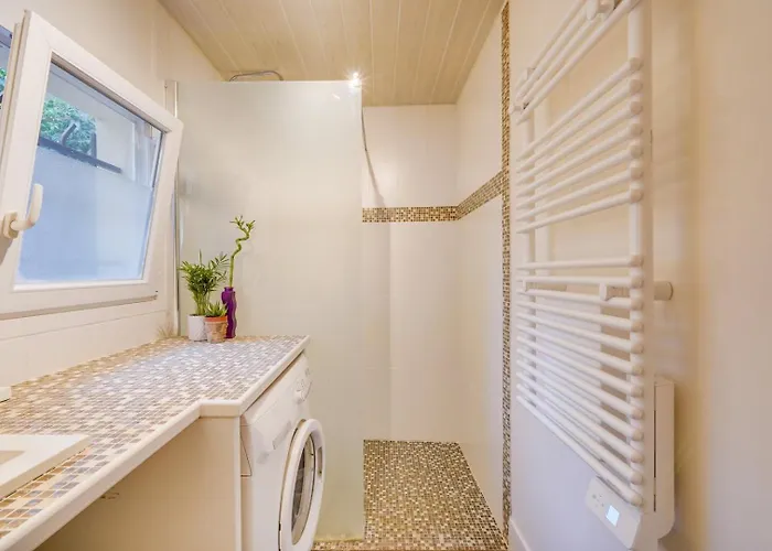 Charming Townhouse With Terrace 4* Burdeos